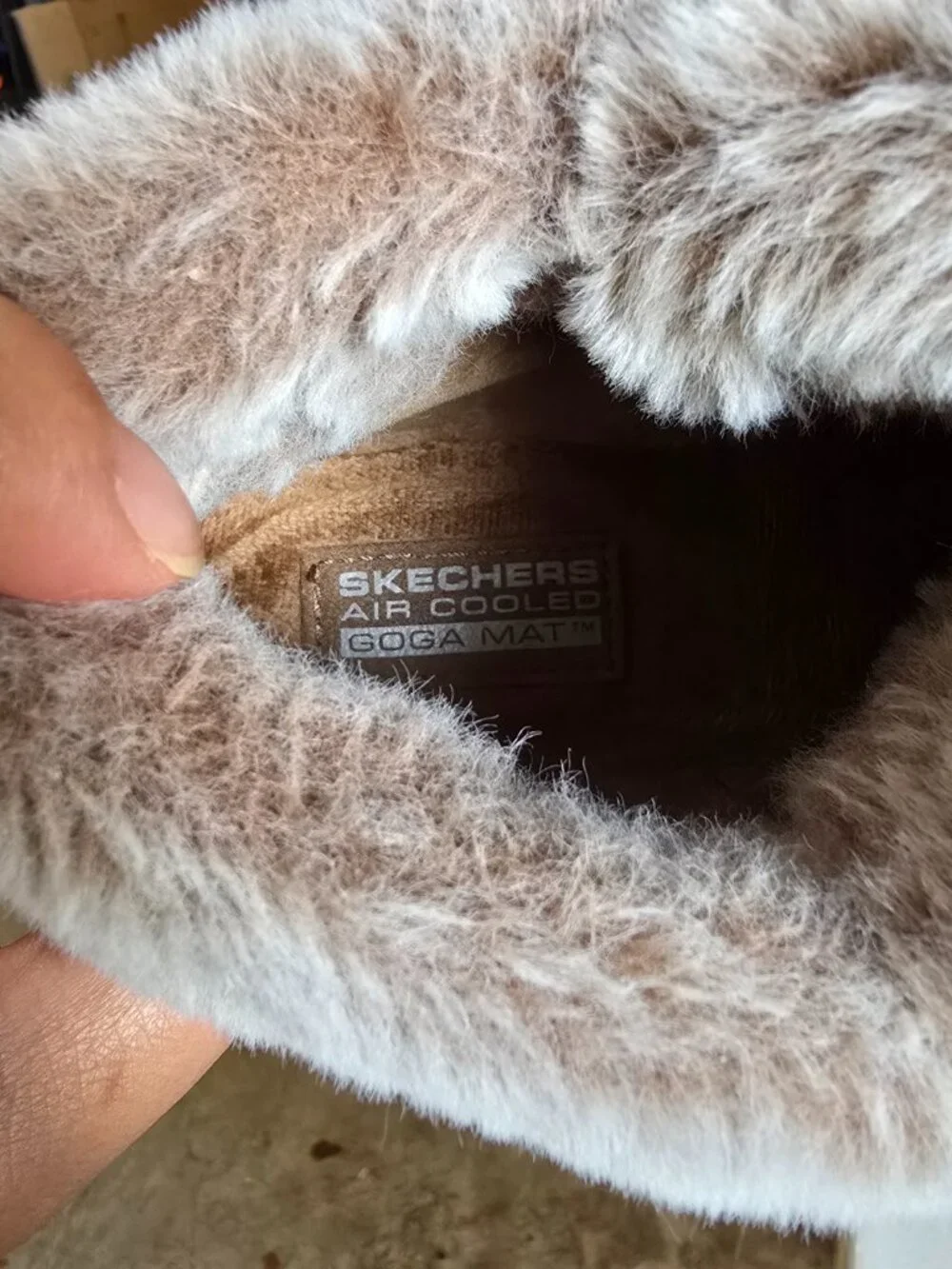 Skechers On-The-Go Suede Faux Fur Ankle Winter Boots Chestnut Women Size 5.5